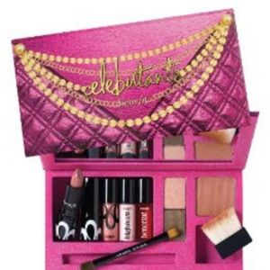 Brand new Benifit celebutante eye shadow palette